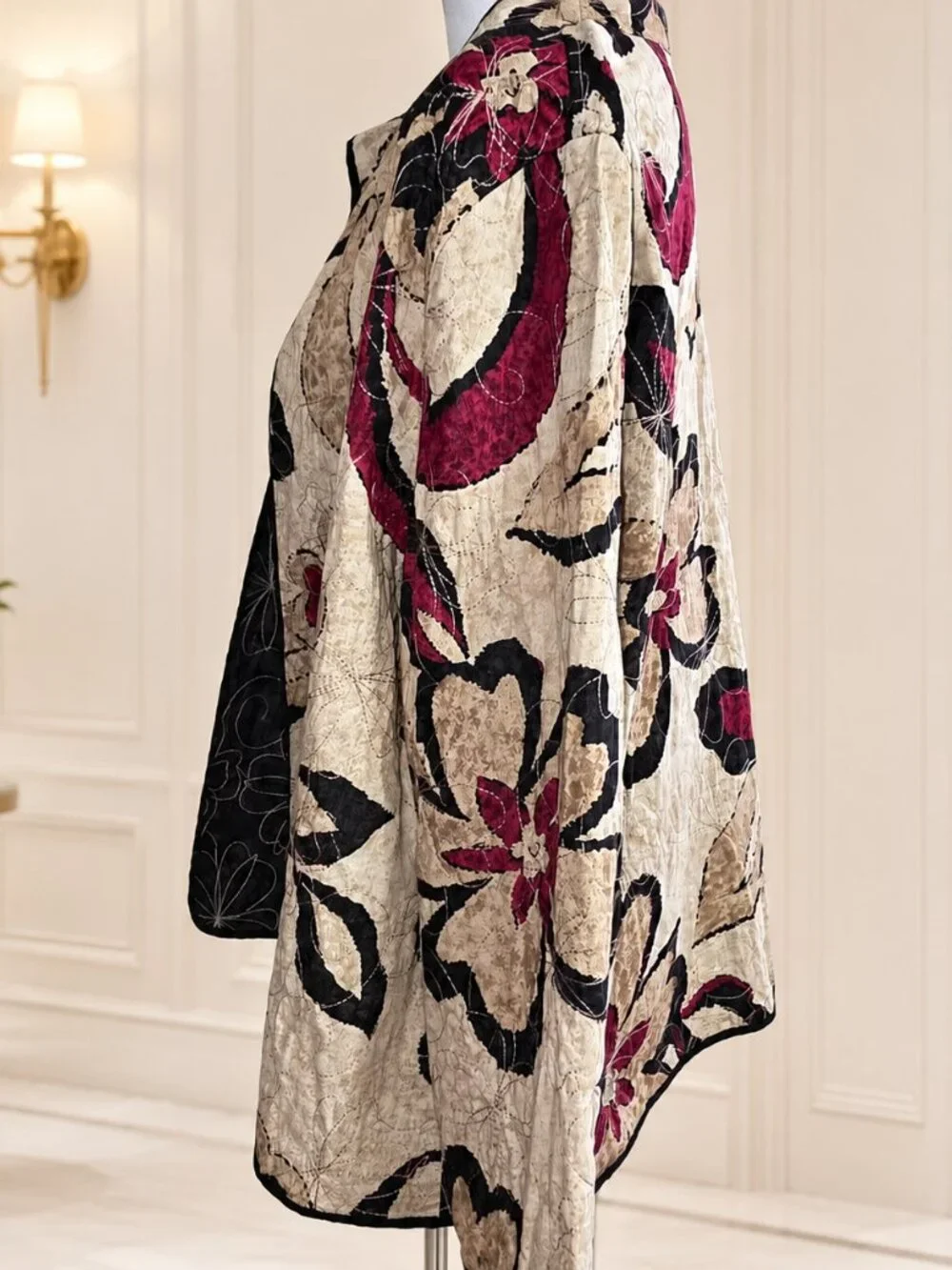 Alfred Dunner Floral Quilted Jacket Beige Red Black Size L/XL